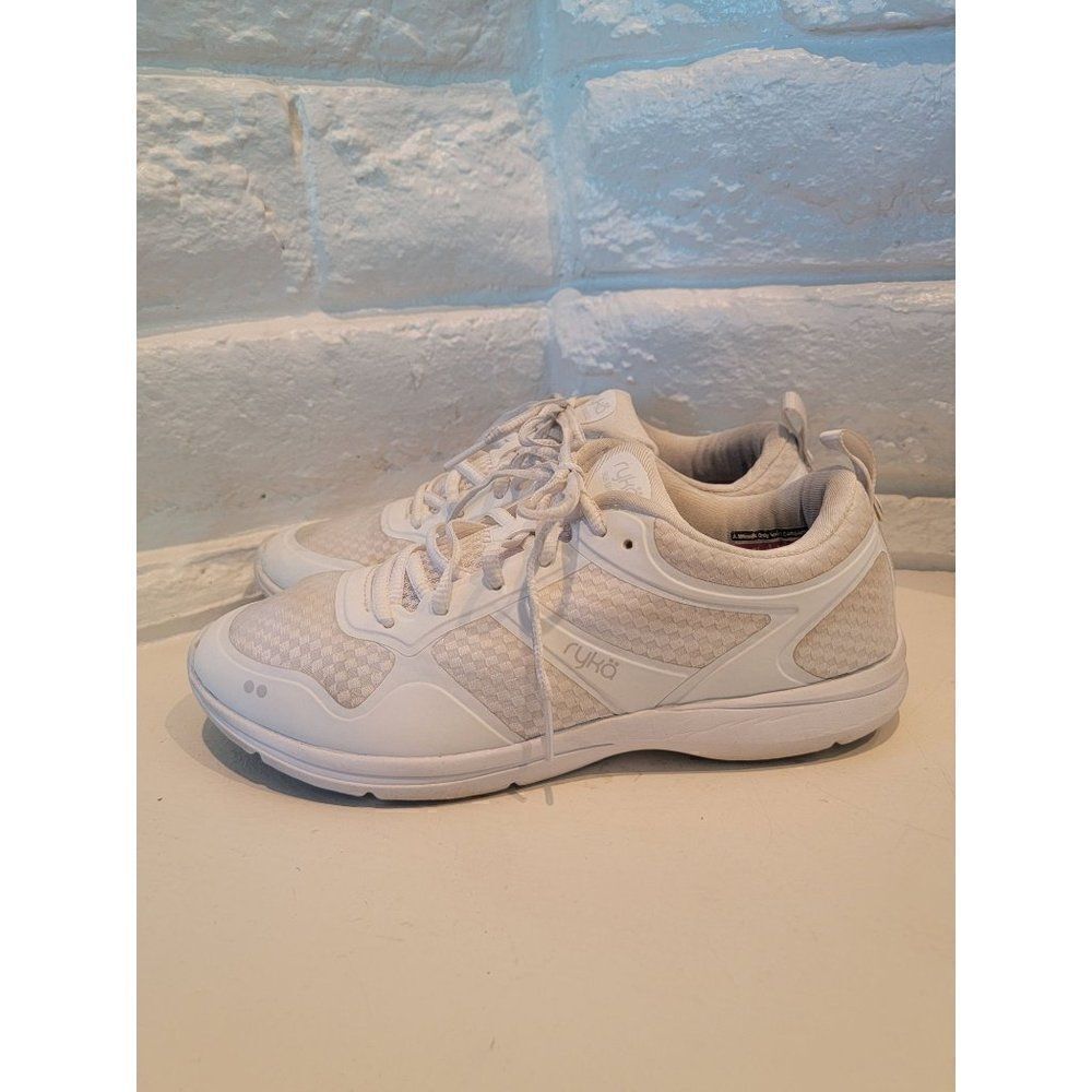 Ryka seabreeze Slip Resistant lifestyle shoes walking shoes Womens  size 8